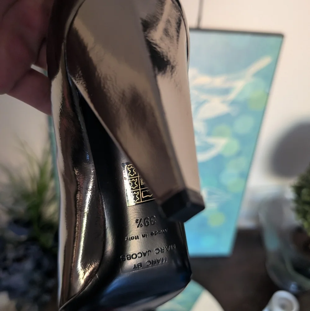 Marc By Marc Jacobs Shiny Pewter Black Heels New No‎ Box